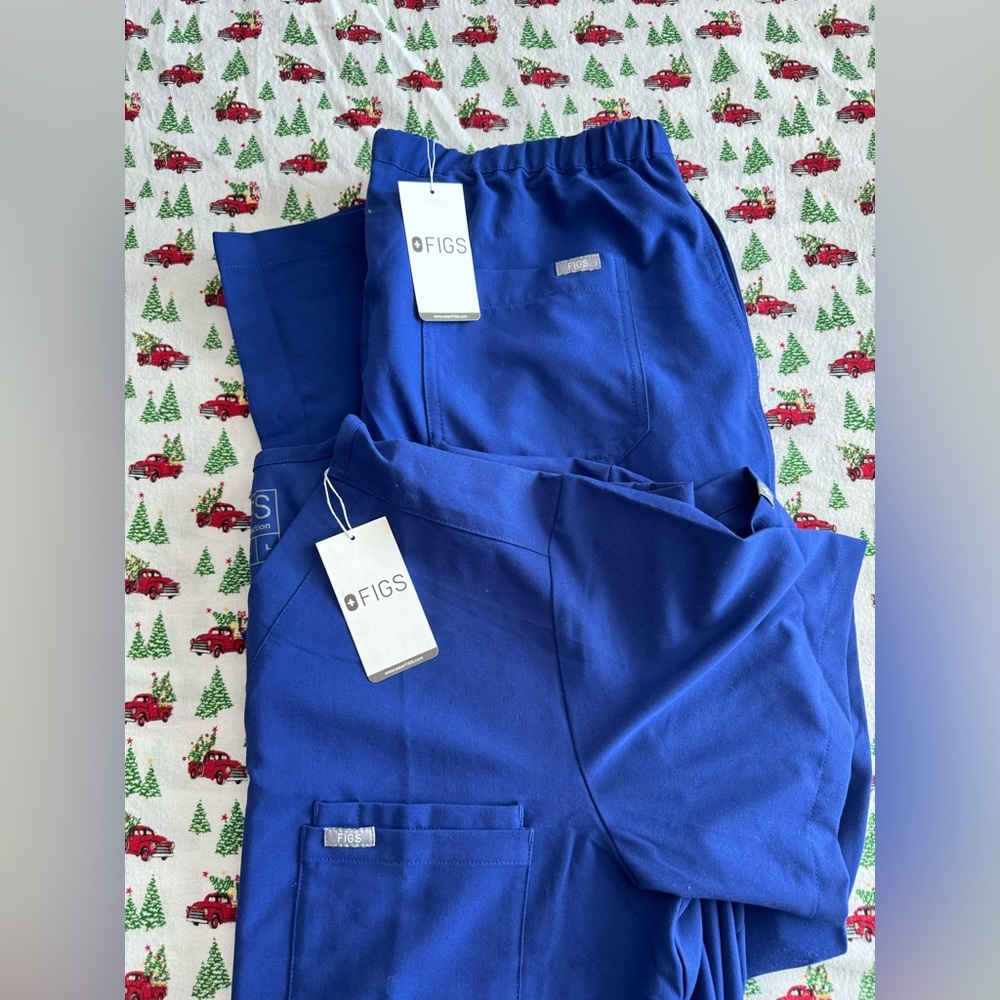 MENS FIGS BNWT